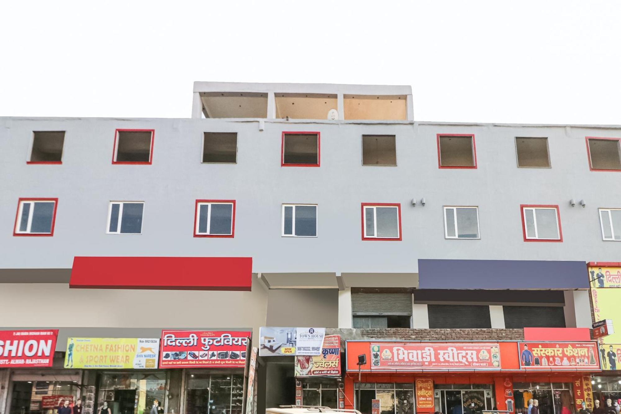 Townhall Bhiwadi Exterior photo